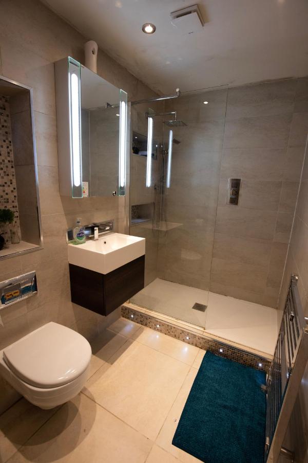 London Luxury Holiday Home B Dış mekan fotoğraf